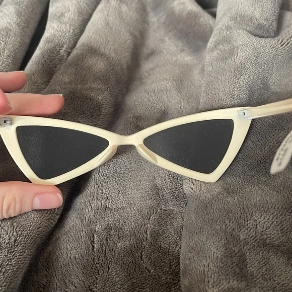 Free People Cat Eye Triangle Sunglasses - Picture 4 of 7